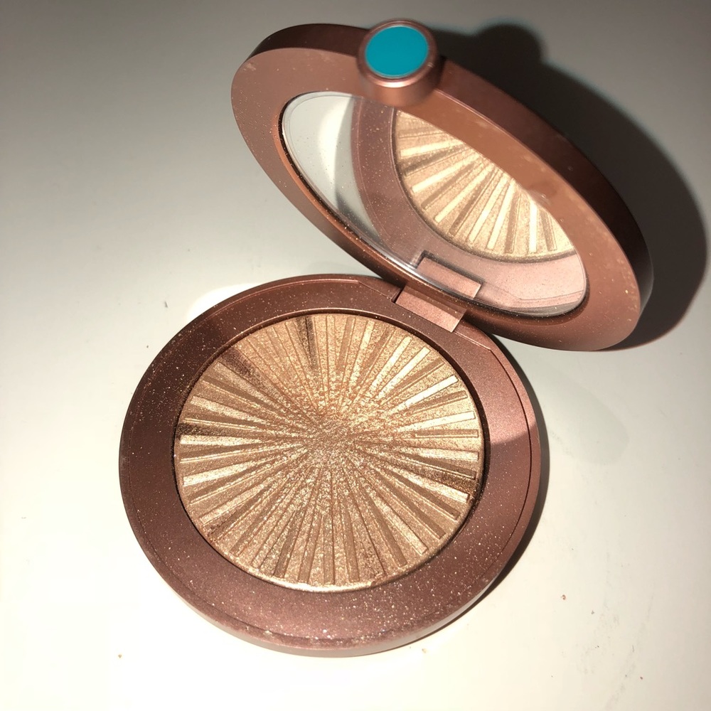 Estée Lauder Heat Wave Highlighter
